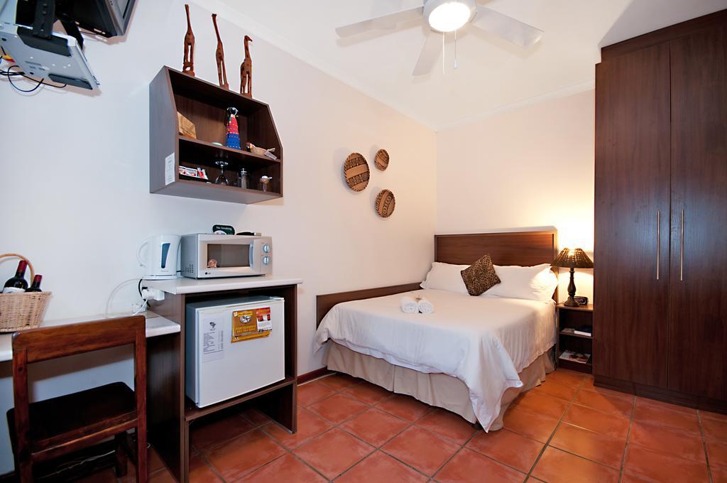 Africa Beach B&B พอร์ตเอลิซาเบธ ห้อง รูปภาพ