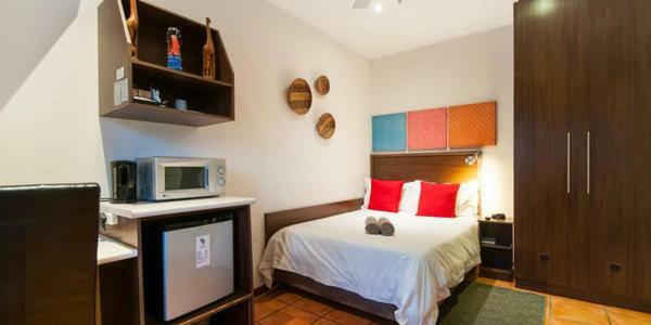 Africa Beach B&B พอร์ตเอลิซาเบธ ภายนอก รูปภาพ